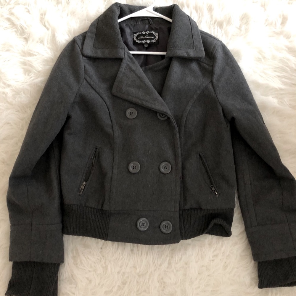 Jacket/ Sweater